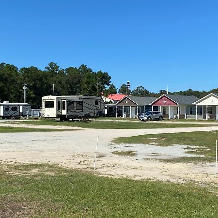 Moonlight Lake RV Park&Cottages New Bern Eksteriør bilde